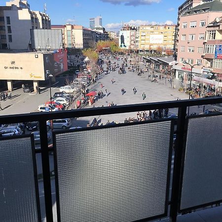 Center Apartment Pristina Exteriör bild